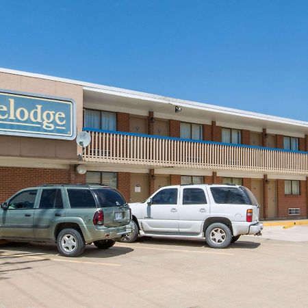 Travelodge By Wyndham Great Bend Zewnętrze zdjęcie
